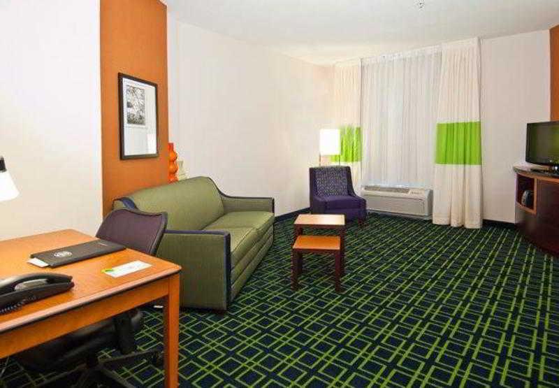 Fairfield & By Marriott Nw Expressway/warr Acres Hotel 3*